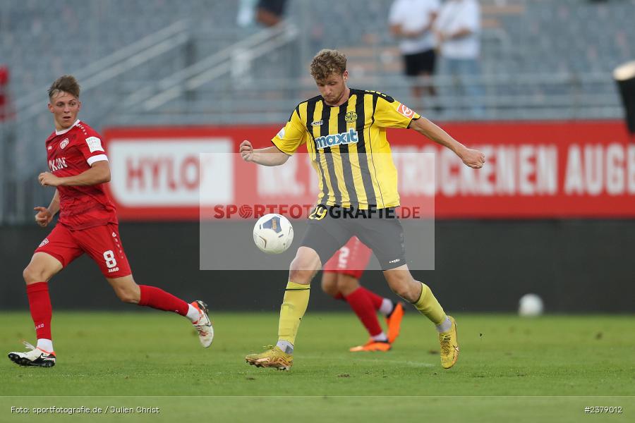 David Ismail, FLYERALARM Arena, Würzburg, 12.09.2023, sport, action, BFV, Fussball, Saison 2023/2024, Achtelfinale, Toto-Pokal, BAY, FWK, SpVgg Bayreuth, FC Würzburger Kickers - Bild-ID: 2379012