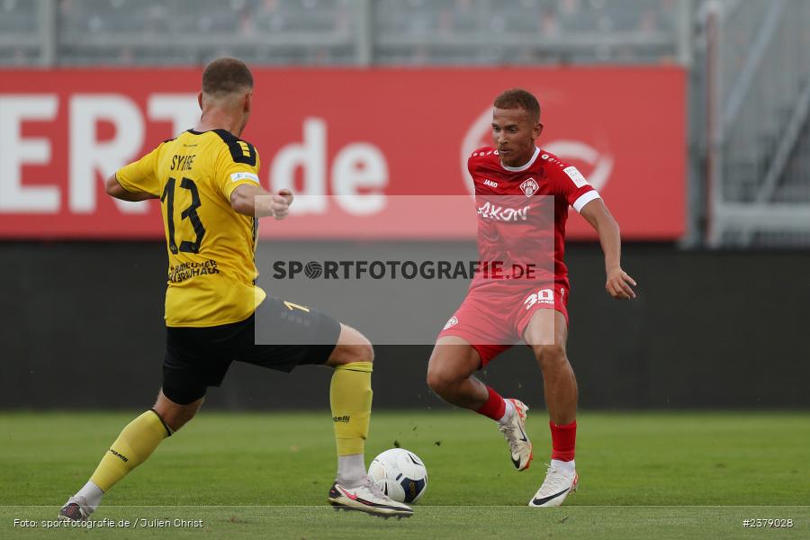 Benyas Solomon Junge-Abiol, FLYERALARM Arena, Würzburg, 12.09.2023, sport, action, BFV, Fussball, Saison 2023/2024, Achtelfinale, Toto-Pokal, BAY, FWK, SpVgg Bayreuth, FC Würzburger Kickers - Bild-ID: 2379028