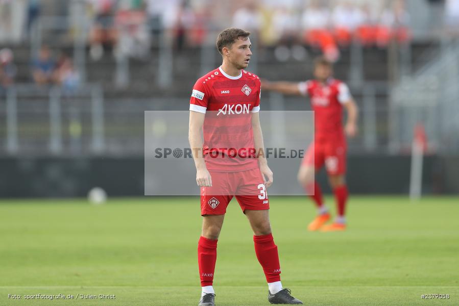 Tim Kraus, FLYERALARM Arena, Würzburg, 12.09.2023, sport, action, BFV, Fussball, Saison 2023/2024, Achtelfinale, Toto-Pokal, BAY, FWK, SpVgg Bayreuth, FC Würzburger Kickers - Bild-ID: 2379058