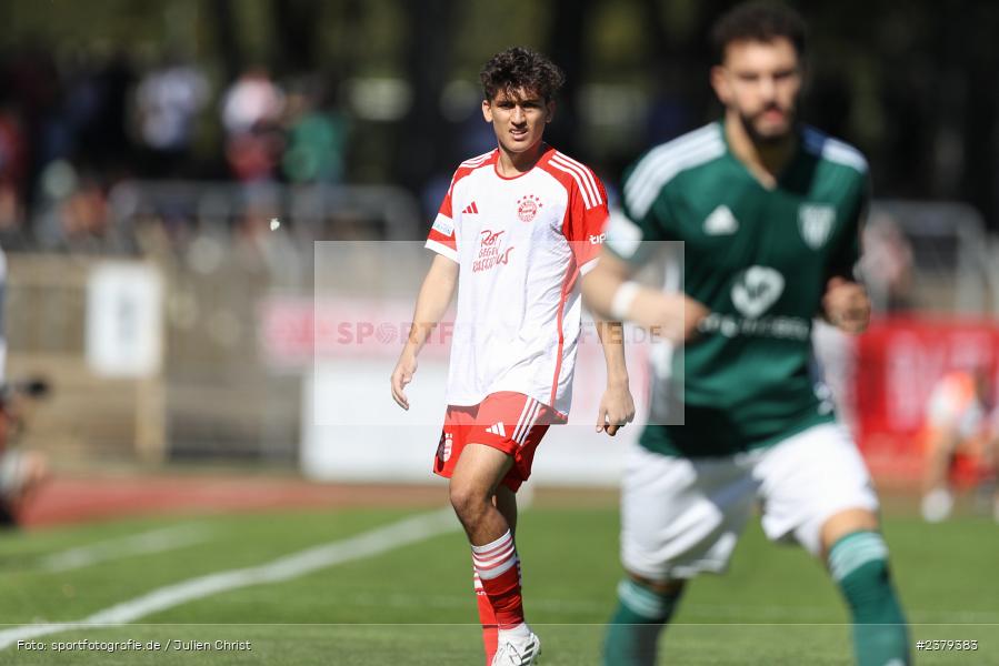 Younes Aitamer, Willy-Sachs-Stadion, Schweinfurt, 16.09.2023, sport, action, BFV, Fussball, Saison 2023/2024, 10. Spieltag, Regionalliga Bayern, FCB, FCS, FC Bayern München II, 1. FC Schweinfurt 1905 - Bild-ID: 2379383
