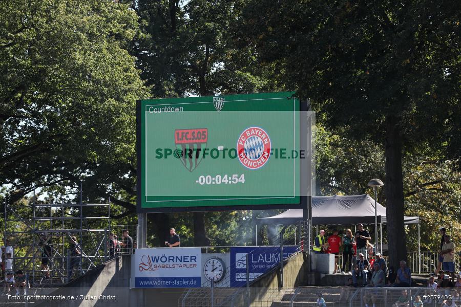 Willy-Sachs-Stadion, Schweinfurt, 16.09.2023, sport, action, BFV, Fussball, Saison 2023/2024, 10. Spieltag, Regionalliga Bayern, FCB, FCS, FC Bayern München II, 1. FC Schweinfurt 1905 - Bild-ID: 2379402