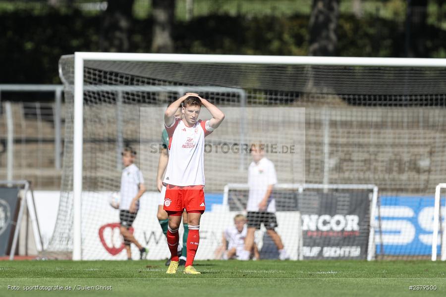 Timo Kern, Willy-Sachs-Stadion, Schweinfurt, 16.09.2023, sport, action, BFV, Fussball, Saison 2023/2024, 10. Spieltag, Regionalliga Bayern, FCB, FCS, FC Bayern München II, 1. FC Schweinfurt 1905 - Bild-ID: 2379500