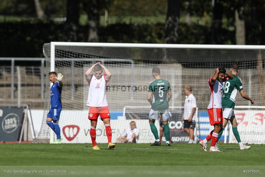 Timo Kern, Willy-Sachs-Stadion, Schweinfurt, 16.09.2023, sport, action, BFV, Fussball, Saison 2023/2024, 10. Spieltag, Regionalliga Bayern, FCB, FCS, FC Bayern München II, 1. FC Schweinfurt 1905 - Bild-ID: 2379501