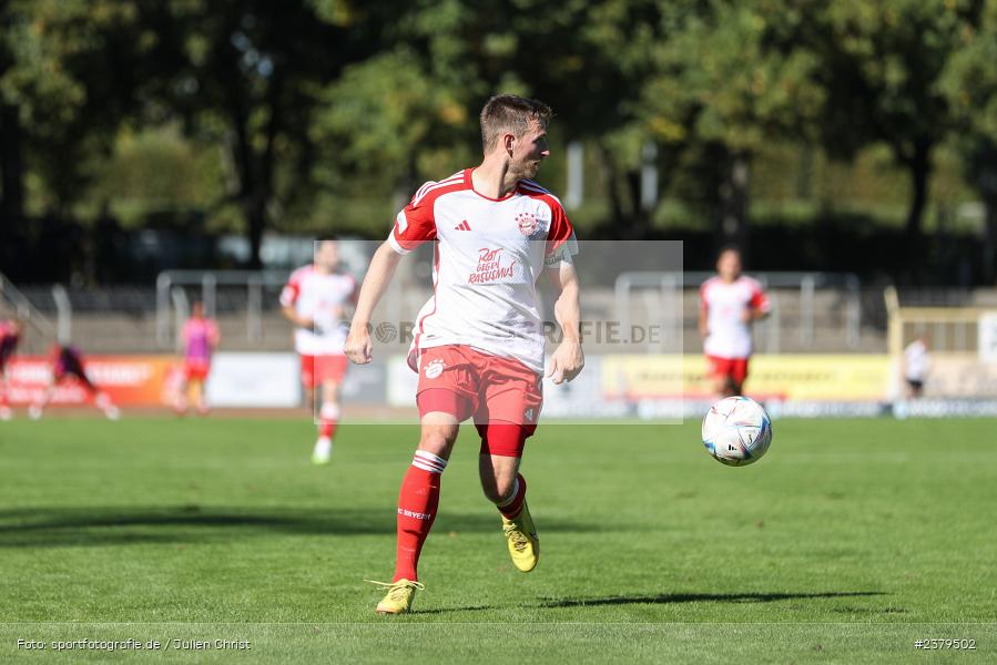 Timo Kern, Willy-Sachs-Stadion, Schweinfurt, 16.09.2023, sport, action, BFV, Fussball, Saison 2023/2024, 10. Spieltag, Regionalliga Bayern, FCB, FCS, FC Bayern München II, 1. FC Schweinfurt 1905 - Bild-ID: 2379502