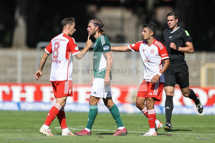 Kristian Böhnlein, Willy-Sachs-Stadion, Schweinfurt, 16.09.2023, sport, action, BFV, Fussball, Saison 2023/2024, 10. Spieltag, Regionalliga Bayern, FCB, FCS, FC Bayern München II, 1. FC Schweinfurt 1905 - Bild-ID: 2379548