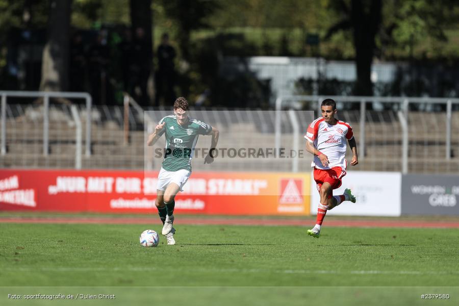 Luca Trslic, Willy-Sachs-Stadion, Schweinfurt, 16.09.2023, sport, action, BFV, Fussball, Saison 2023/2024, 10. Spieltag, Regionalliga Bayern, FCB, FCS, FC Bayern München II, 1. FC Schweinfurt 1905 - Bild-ID: 2379580