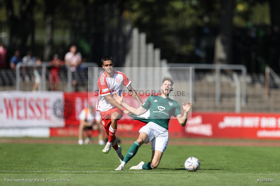 Luca Trslic, Willy-Sachs-Stadion, Schweinfurt, 16.09.2023, sport, action, BFV, Fussball, Saison 2023/2024, 10. Spieltag, Regionalliga Bayern, FCB, FCS, FC Bayern München II, 1. FC Schweinfurt 1905 - Bild-ID: 2379587