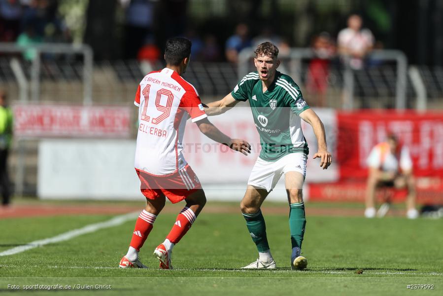 Luca Trslic, Willy-Sachs-Stadion, Schweinfurt, 16.09.2023, sport, action, BFV, Fussball, Saison 2023/2024, 10. Spieltag, Regionalliga Bayern, FCB, FCS, FC Bayern München II, 1. FC Schweinfurt 1905 - Bild-ID: 2379592