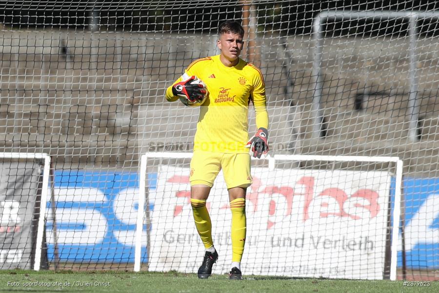 Manuel Kainz, Willy-Sachs-Stadion, Schweinfurt, 16.09.2023, sport, action, BFV, Fussball, Saison 2023/2024, 10. Spieltag, Regionalliga Bayern, FCB, FCS, FC Bayern München II, 1. FC Schweinfurt 1905 - Bild-ID: 2379623