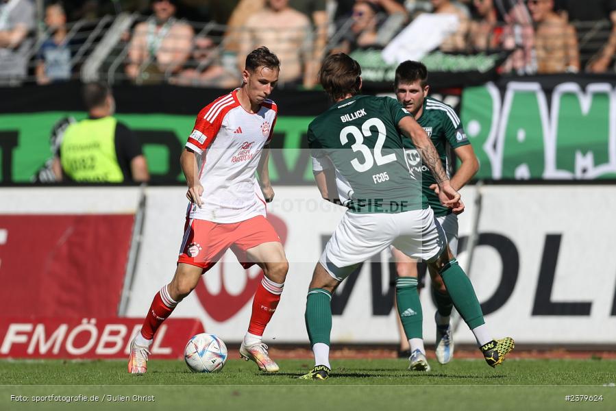 Lovro Zvonarek, Willy-Sachs-Stadion, Schweinfurt, 16.09.2023, sport, action, BFV, Fussball, Saison 2023/2024, 10. Spieltag, Regionalliga Bayern, FCB, FCS, FC Bayern München II, 1. FC Schweinfurt 1905 - Bild-ID: 2379624