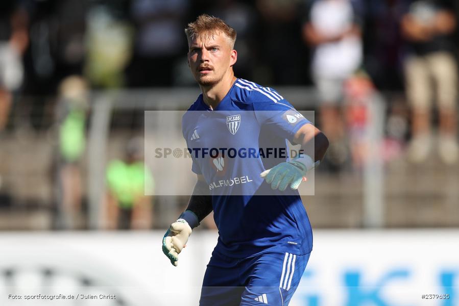Lukas Wenzel, Willy-Sachs-Stadion, Schweinfurt, 16.09.2023, sport, action, BFV, Fussball, Saison 2023/2024, 10. Spieltag, Regionalliga Bayern, FCB, FCS, FC Bayern München II, 1. FC Schweinfurt 1905 - Bild-ID: 2379635