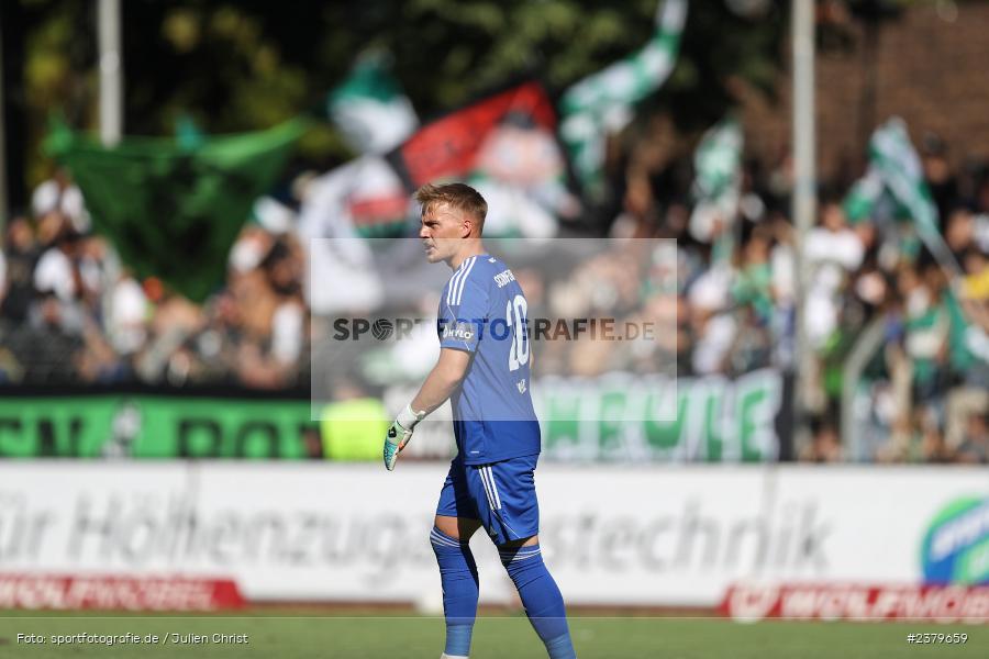 Lukas Wenzel, Willy-Sachs-Stadion, Schweinfurt, 16.09.2023, sport, action, BFV, Fussball, Saison 2023/2024, 10. Spieltag, Regionalliga Bayern, FCB, FCS, FC Bayern München II, 1. FC Schweinfurt 1905 - Bild-ID: 2379659