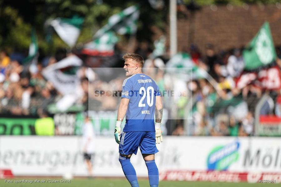 Lukas Wenzel, Willy-Sachs-Stadion, Schweinfurt, 16.09.2023, sport, action, BFV, Fussball, Saison 2023/2024, 10. Spieltag, Regionalliga Bayern, FCB, FCS, FC Bayern München II, 1. FC Schweinfurt 1905 - Bild-ID: 2379661