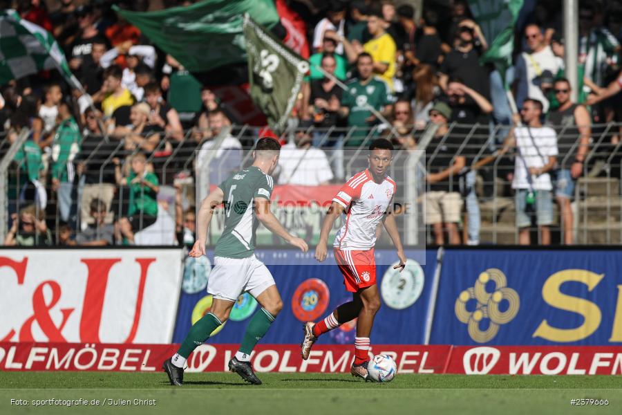 Vincent Manuba, Willy-Sachs-Stadion, Schweinfurt, 16.09.2023, sport, action, BFV, Fussball, Saison 2023/2024, 10. Spieltag, Regionalliga Bayern, FCB, FCS, FC Bayern München II, 1. FC Schweinfurt 1905 - Bild-ID: 2379666