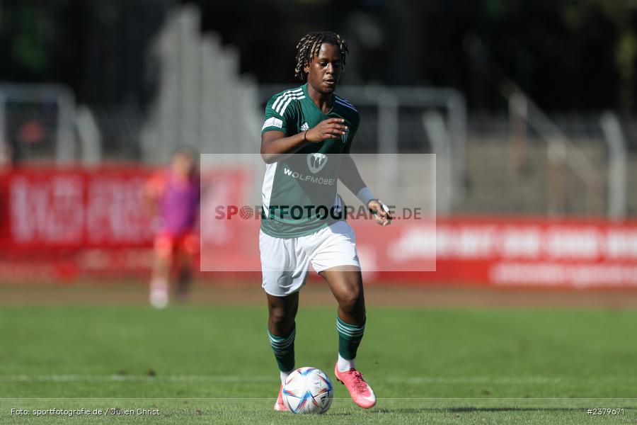Hans Anapak-Baka, Willy-Sachs-Stadion, Schweinfurt, 16.09.2023, sport, action, BFV, Fussball, Saison 2023/2024, 10. Spieltag, Regionalliga Bayern, FCB, FCS, FC Bayern München II, 1. FC Schweinfurt 1905 - Bild-ID: 2379671