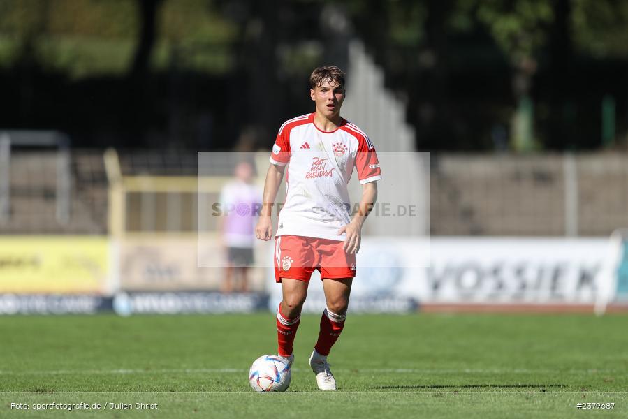 Max Scholze, Willy-Sachs-Stadion, Schweinfurt, 16.09.2023, sport, action, BFV, Fussball, Saison 2023/2024, 10. Spieltag, Regionalliga Bayern, FCB, FCS, FC Bayern München II, 1. FC Schweinfurt 1905 - Bild-ID: 2379687