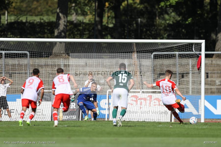 Timo Kern, Willy-Sachs-Stadion, Schweinfurt, 16.09.2023, sport, action, BFV, Fussball, Saison 2023/2024, 10. Spieltag, Regionalliga Bayern, FCB, FCS, FC Bayern München II, 1. FC Schweinfurt 1905 - Bild-ID: 2379741