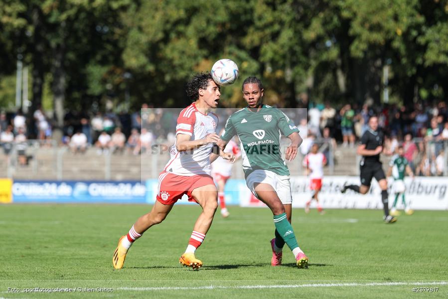 David Jonathans, Willy-Sachs-Stadion, Schweinfurt, 16.09.2023, sport, action, BFV, Fussball, Saison 2023/2024, 10. Spieltag, Regionalliga Bayern, FCB, FCS, FC Bayern München II, 1. FC Schweinfurt 1905 - Bild-ID: 2379817