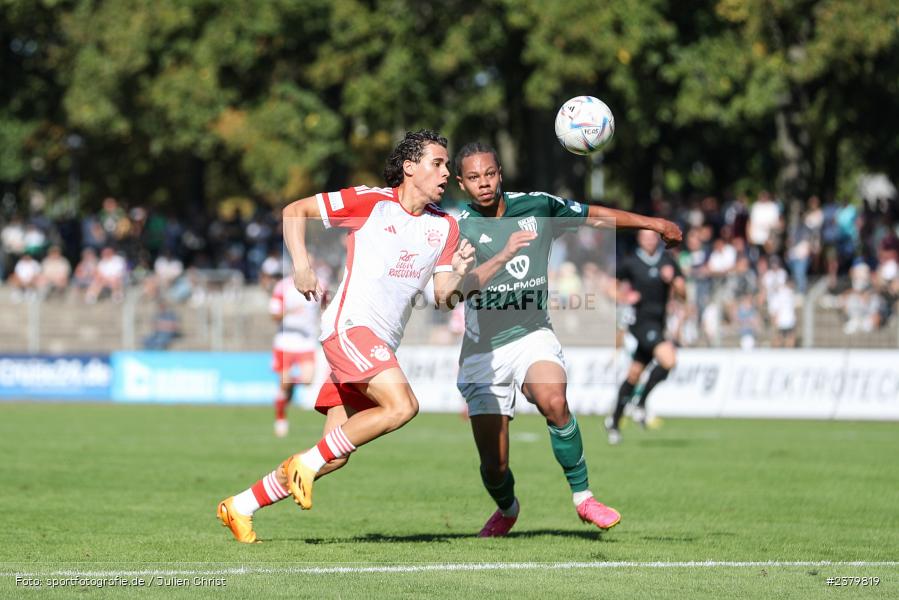 David Jonathans, Willy-Sachs-Stadion, Schweinfurt, 16.09.2023, sport, action, BFV, Fussball, Saison 2023/2024, 10. Spieltag, Regionalliga Bayern, FCB, FCS, FC Bayern München II, 1. FC Schweinfurt 1905 - Bild-ID: 2379819