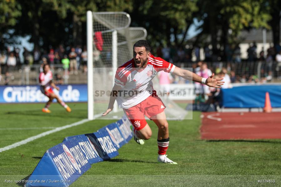 Dion Berisha, Willy-Sachs-Stadion, Schweinfurt, 16.09.2023, sport, action, BFV, Fussball, Saison 2023/2024, 10. Spieltag, Regionalliga Bayern, FCB, FCS, FC Bayern München II, 1. FC Schweinfurt 1905 - Bild-ID: 2379833