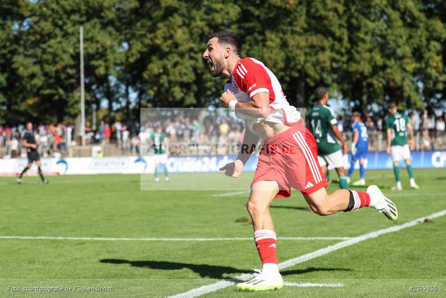 Dion Berisha, Willy-Sachs-Stadion, Schweinfurt, 16.09.2023, sport, action, BFV, Fussball, Saison 2023/2024, 10. Spieltag, Regionalliga Bayern, FCB, FCS, FC Bayern München II, 1. FC Schweinfurt 1905 - Bild-ID: 2379835