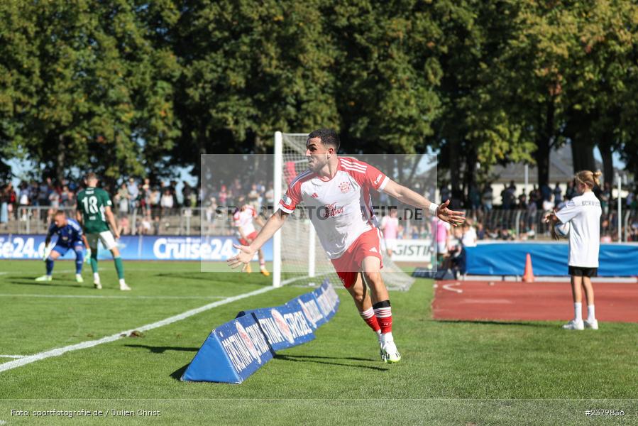 Dion Berisha, Willy-Sachs-Stadion, Schweinfurt, 16.09.2023, sport, action, BFV, Fussball, Saison 2023/2024, 10. Spieltag, Regionalliga Bayern, FCB, FCS, FC Bayern München II, 1. FC Schweinfurt 1905 - Bild-ID: 2379836