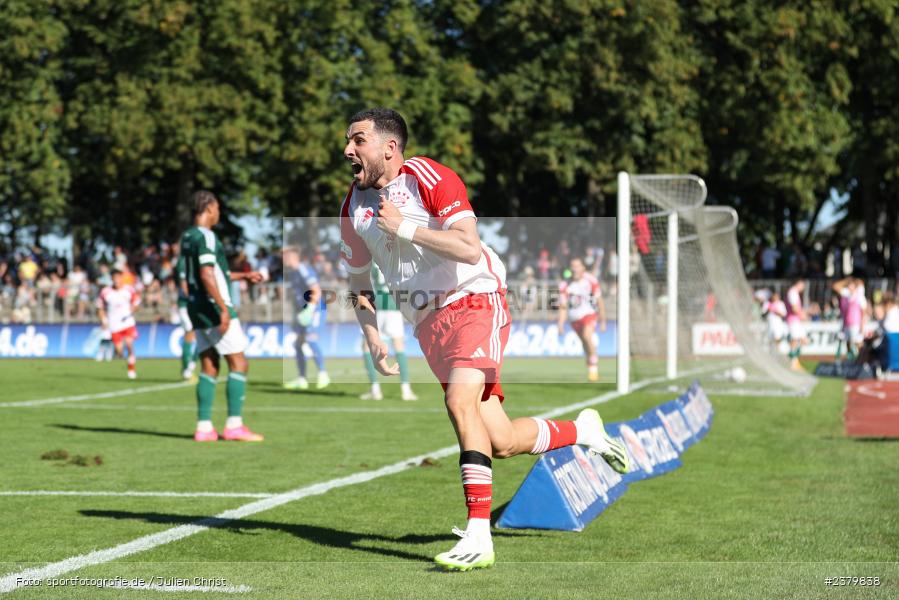 Dion Berisha, Willy-Sachs-Stadion, Schweinfurt, 16.09.2023, sport, action, BFV, Fussball, Saison 2023/2024, 10. Spieltag, Regionalliga Bayern, FCB, FCS, FC Bayern München II, 1. FC Schweinfurt 1905 - Bild-ID: 2379838