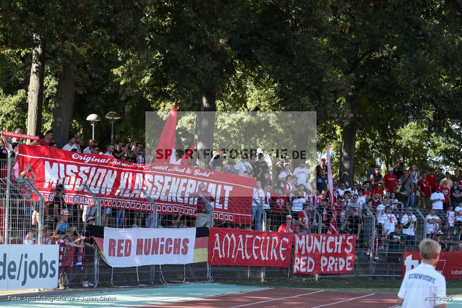 Fans, Willy-Sachs-Stadion, Schweinfurt, 16.09.2023, sport, action, BFV, Fussball, Saison 2023/2024, 10. Spieltag, Regionalliga Bayern, FCB, FCS, FC Bayern München II, 1. FC Schweinfurt 1905 - Bild-ID: 2379865