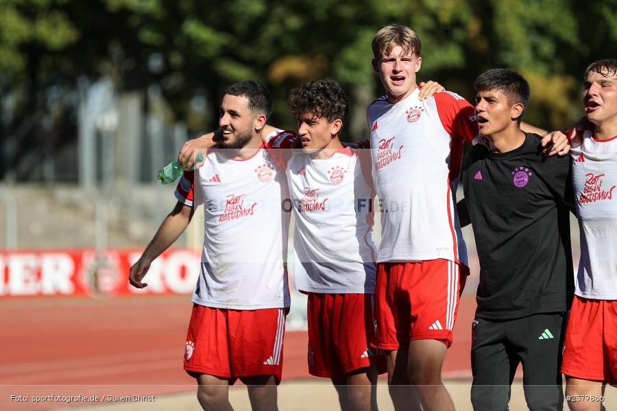 Willy-Sachs-Stadion, Schweinfurt, 16.09.2023, sport, action, BFV, Fussball, Saison 2023/2024, 10. Spieltag, Regionalliga Bayern, FCB, FCS, FC Bayern München II, 1. FC Schweinfurt 1905 - Bild-ID: 2379866