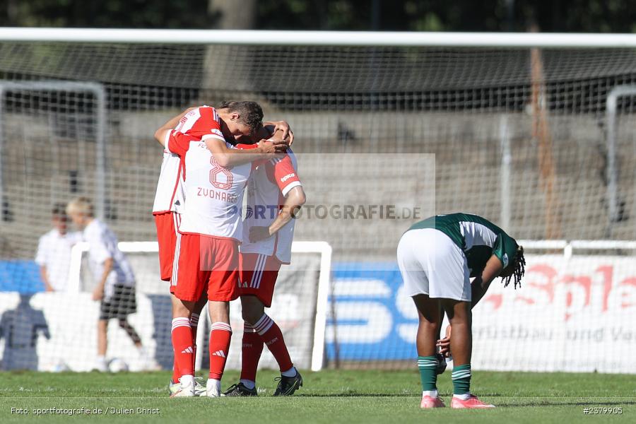 Willy-Sachs-Stadion, Schweinfurt, 16.09.2023, sport, action, BFV, Fussball, Saison 2023/2024, 10. Spieltag, Regionalliga Bayern, FCB, FCS, FC Bayern München II, 1. FC Schweinfurt 1905 - Bild-ID: 2379905