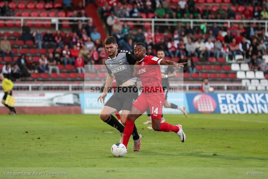 Saliou Sané, sport, action, Würzburg, Saison 2023/2024, SVW, SV Wacker Burghausen, Regionalliga Bayern, Fussball, FWK, FC Würzburger Kickers, BFV, AKON Arena, 22.09.2023, 11. Spieltag - Bild-ID: 2380214 Saliou Sané, sport, action, Würzburg, Saison 2023/2024, SVW, SV Wacker Burghausen, Regionalliga Bayern, Fussball, FWK, FC Würzburger Kickers, BFV, AKON Arena, 22.09.2023, 11. Spieltag - Bild-ID: 2380214
