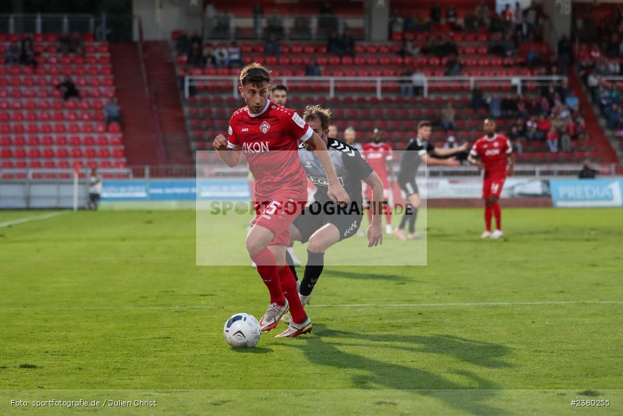 Dominik Meisel, sport, action, Würzburg, Saison 2023/2024, SVW, SV Wacker Burghausen, Regionalliga Bayern, Fussball, FWK, FC Würzburger Kickers, BFV, AKON Arena, 22.09.2023, 11. Spieltag - Bild-ID: 2380255 Dominik Meisel, sport, action, Würzburg, Saison 2023/2024, SVW, SV Wacker Burghausen, Regionalliga Bayern, Fussball, FWK, FC Würzburger Kickers, BFV, AKON Arena, 22.09.2023, 11. Spieltag - Bild-ID: 2380255