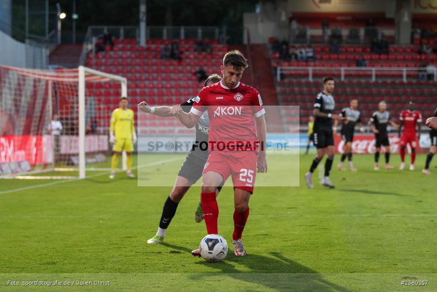 Dominik Meisel, sport, action, Würzburg, Saison 2023/2024, SVW, SV Wacker Burghausen, Regionalliga Bayern, Fussball, FWK, FC Würzburger Kickers, BFV, AKON Arena, 22.09.2023, 11. Spieltag - Bild-ID: 2380257 Dominik Meisel, sport, action, Würzburg, Saison 2023/2024, SVW, SV Wacker Burghausen, Regionalliga Bayern, Fussball, FWK, FC Würzburger Kickers, BFV, AKON Arena, 22.09.2023, 11. Spieltag - Bild-ID: 2380257