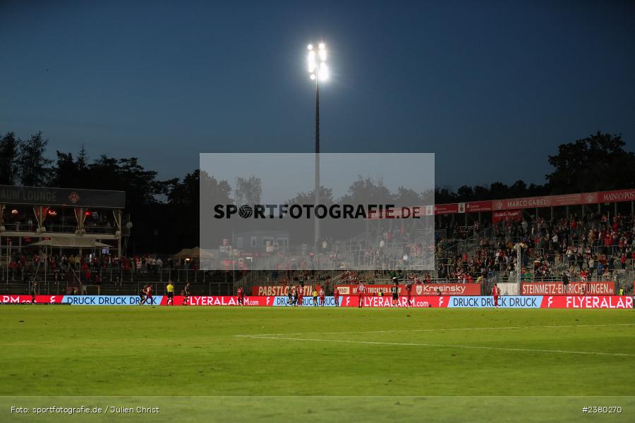 Flutlicht, Werbung, Bande, FLYERALARM, sport, action, Würzburg, Saison 2023/2024, SVW, SV Wacker Burghausen, Regionalliga Bayern, Fussball, FWK, FC Würzburger Kickers, BFV, AKON Arena, 22.09.2023, 11. Spieltag - Bild-ID: 2380270
