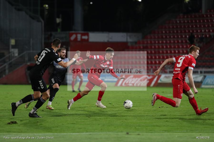 Pascal Moll, sport, action, Würzburg, Saison 2023/2024, SVW, SV Wacker Burghausen, Regionalliga Bayern, Fussball, FWK, FC Würzburger Kickers, BFV, AKON Arena, 22.09.2023, 11. Spieltag - Bild-ID: 2380278