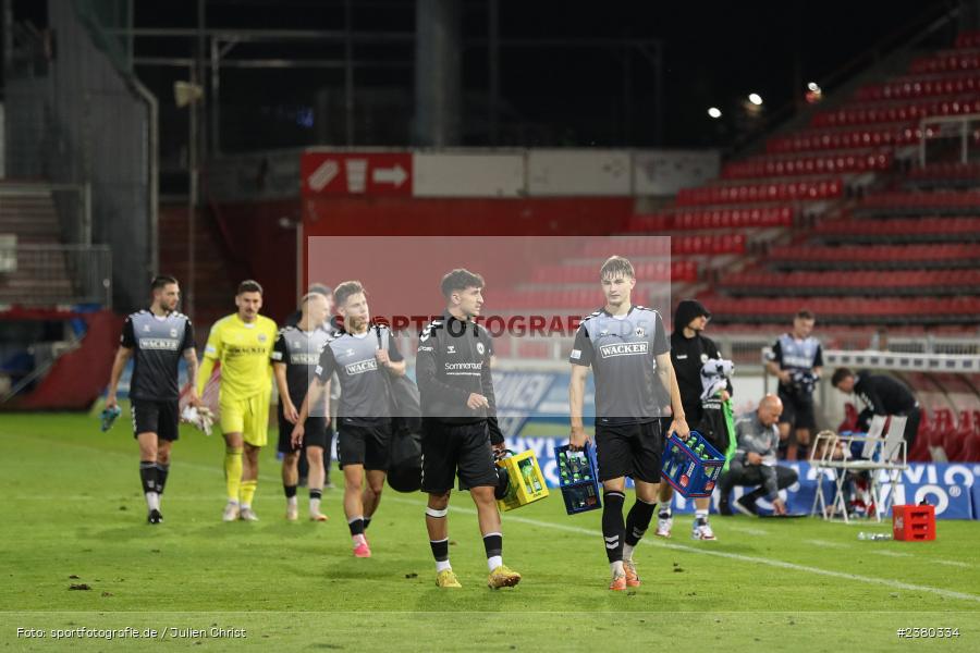 sport, action, Würzburg, Saison 2023/2024, SVW, SV Wacker Burghausen, Regionalliga Bayern, Fussball, FWK, FC Würzburger Kickers, BFV, AKON Arena, 22.09.2023, 11. Spieltag - Bild-ID: 2380334