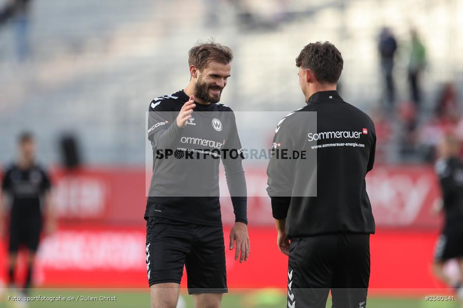 Felix Bachschmid, sport, action, Würzburg, Saison 2023/2024, SVW, SV Wacker Burghausen, Regionalliga Bayern, Fussball, FWK, FC Würzburger Kickers, BFV, AKON Arena, 22.09.2023, 11. Spieltag - Bild-ID: 2380341