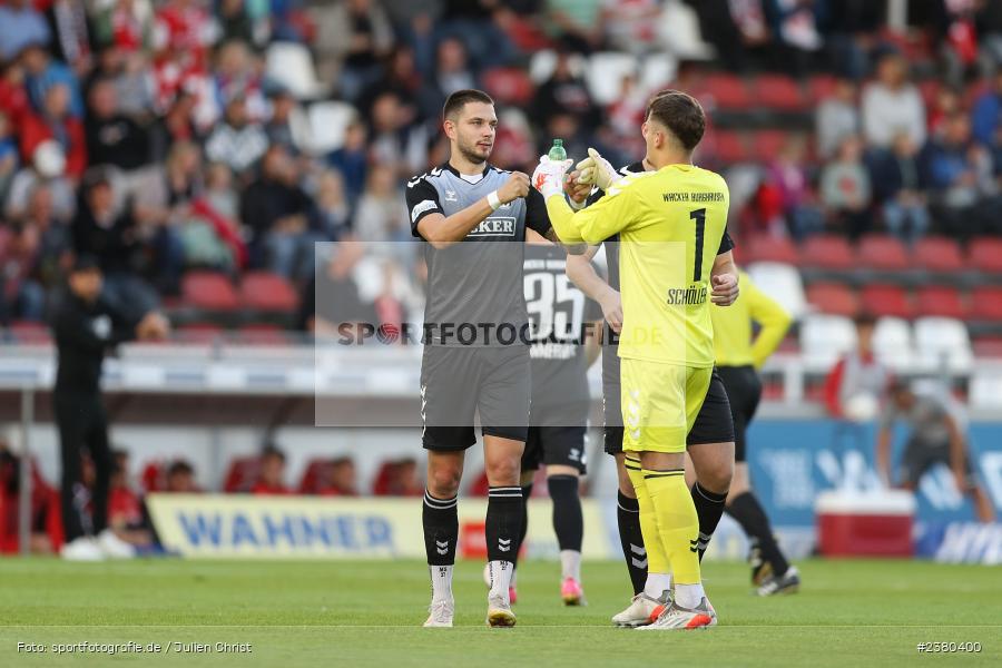 Marcel Spitzer, sport, action, Würzburg, Saison 2023/2024, SVW, SV Wacker Burghausen, Regionalliga Bayern, Fussball, FWK, FC Würzburger Kickers, BFV, AKON Arena, 22.09.2023, 11. Spieltag - Bild-ID: 2380400