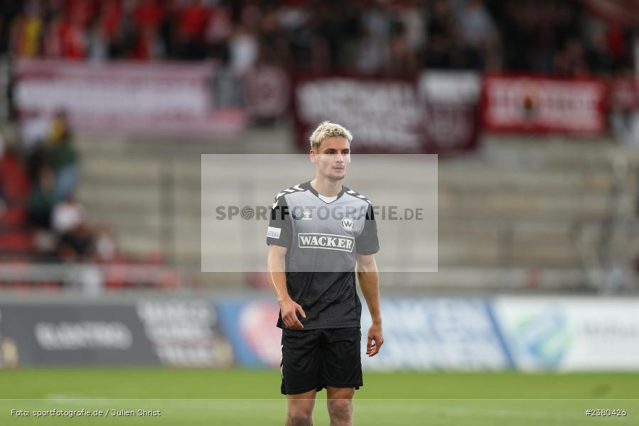 Alexander Fabian Bazdrigiannis, sport, action, Würzburg, Saison 2023/2024, SVW, SV Wacker Burghausen, Regionalliga Bayern, Fussball, FWK, FC Würzburger Kickers, BFV, AKON Arena, 22.09.2023, 11. Spieltag - Bild-ID: 2380426