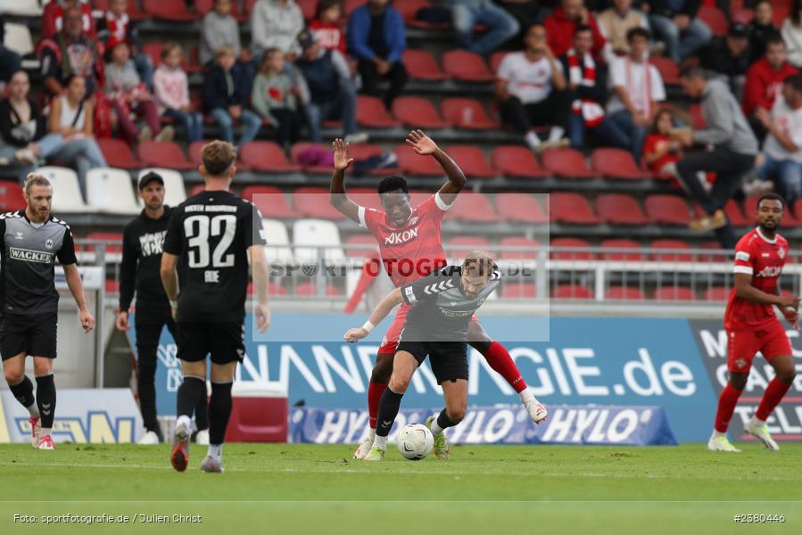 Felix Bachschmid, sport, action, Würzburg, Saison 2023/2024, SVW, SV Wacker Burghausen, Regionalliga Bayern, Fussball, FWK, FC Würzburger Kickers, BFV, AKON Arena, 22.09.2023, 11. Spieltag - Bild-ID: 2380446