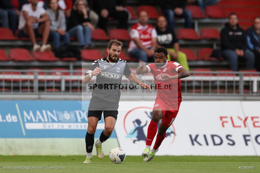 Felix Bachschmid, sport, action, Würzburg, Saison 2023/2024, SVW, SV Wacker Burghausen, Regionalliga Bayern, Fussball, FWK, FC Würzburger Kickers, BFV, AKON Arena, 22.09.2023, 11. Spieltag - Bild-ID: 2380451