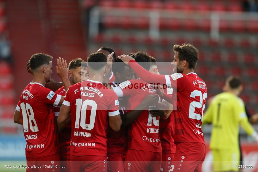 sport, action, Würzburg, Saison 2023/2024, SVW, SV Wacker Burghausen, Regionalliga Bayern, Fussball, FWK, FC Würzburger Kickers, BFV, AKON Arena, 22.09.2023, 11. Spieltag - Bild-ID: 2380466