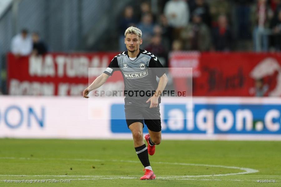 Alexander Fabian Bazdrigiannis, sport, action, Würzburg, Saison 2023/2024, SVW, SV Wacker Burghausen, Regionalliga Bayern, Fussball, FWK, FC Würzburger Kickers, BFV, AKON Arena, 22.09.2023, 11. Spieltag - Bild-ID: 2380478