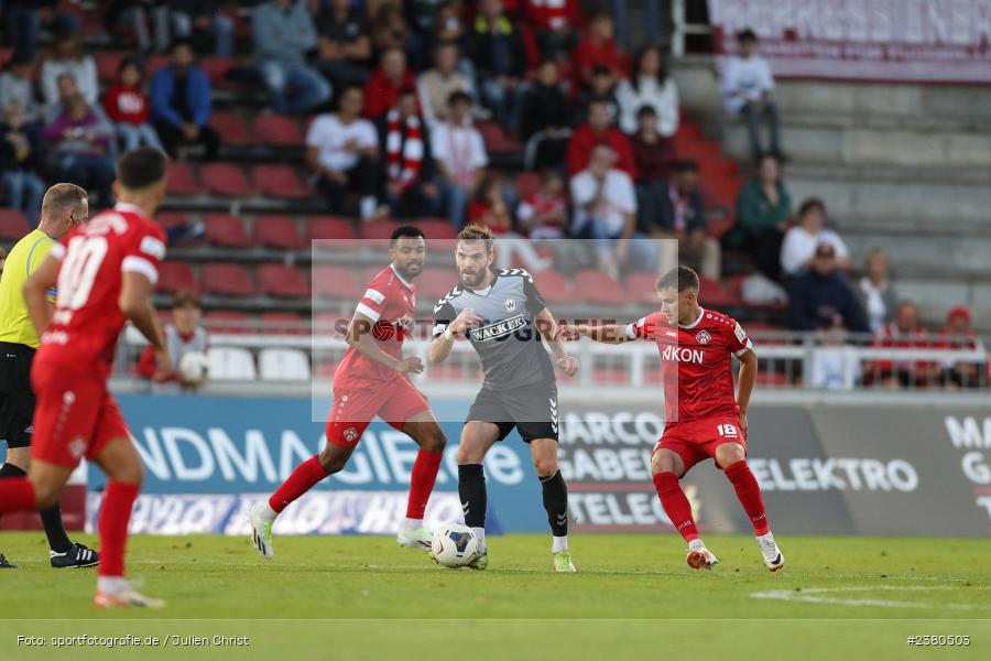 Felix Bachschmid, sport, action, Würzburg, Saison 2023/2024, SVW, SV Wacker Burghausen, Regionalliga Bayern, Fussball, FWK, FC Würzburger Kickers, BFV, AKON Arena, 22.09.2023, 11. Spieltag - Bild-ID: 2380503