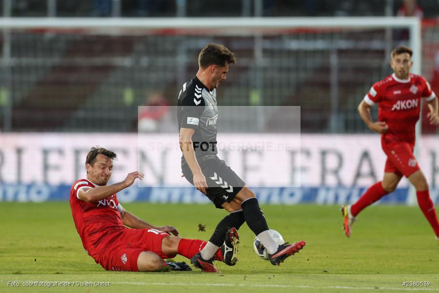 Peter Kurzweg, sport, action, Würzburg, Saison 2023/2024, SVW, SV Wacker Burghausen, Regionalliga Bayern, Fussball, FWK, FC Würzburger Kickers, BFV, AKON Arena, 22.09.2023, 11. Spieltag - Bild-ID: 2380539