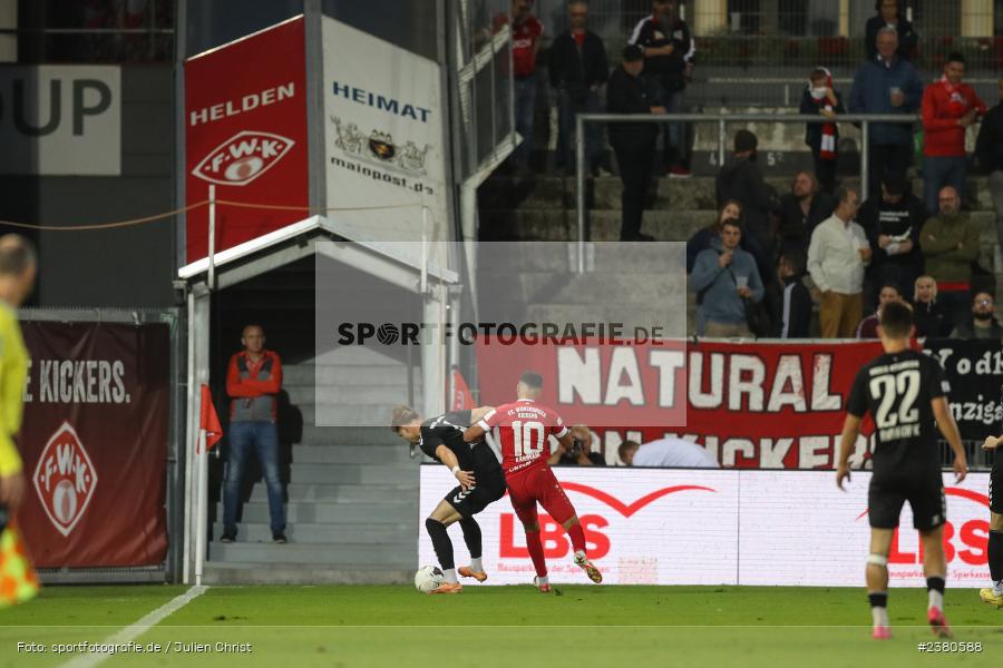 Jasper Maljojoki, sport, action, Würzburg, Saison 2023/2024, SVW, SV Wacker Burghausen, Regionalliga Bayern, Fussball, FWK, FC Würzburger Kickers, BFV, AKON Arena, 22.09.2023, 11. Spieltag - Bild-ID: 2380588