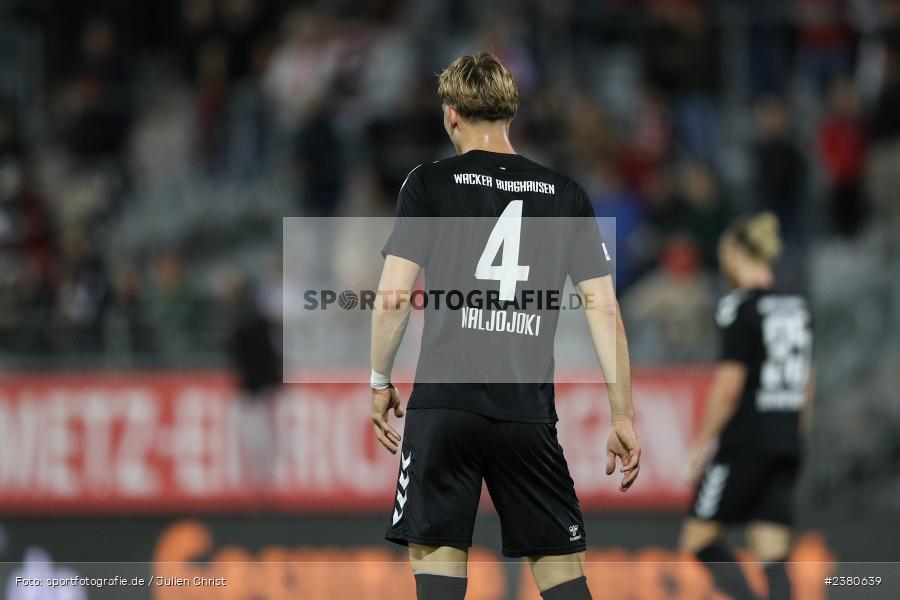 Jasper Maljojoki, sport, action, Würzburg, Saison 2023/2024, SVW, SV Wacker Burghausen, Regionalliga Bayern, Fussball, FWK, FC Würzburger Kickers, BFV, AKON Arena, 22.09.2023, 11. Spieltag - Bild-ID: 2380639