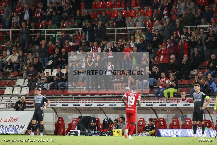 Benjika Caciel, sport, action, Würzburg, Saison 2023/2024, SVW, SV Wacker Burghausen, Regionalliga Bayern, Fussball, FWK, FC Würzburger Kickers, BFV, AKON Arena, 22.09.2023, 11. Spieltag - Bild-ID: 2380708