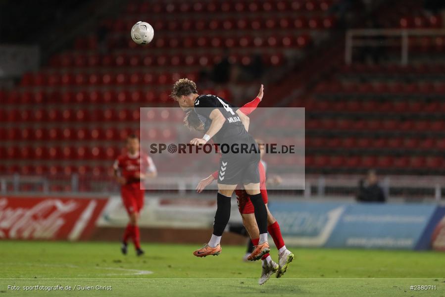 Jasper Maljojoki, sport, action, Würzburg, Saison 2023/2024, SVW, SV Wacker Burghausen, Regionalliga Bayern, Fussball, FWK, FC Würzburger Kickers, BFV, AKON Arena, 22.09.2023, 11. Spieltag - Bild-ID: 2380711