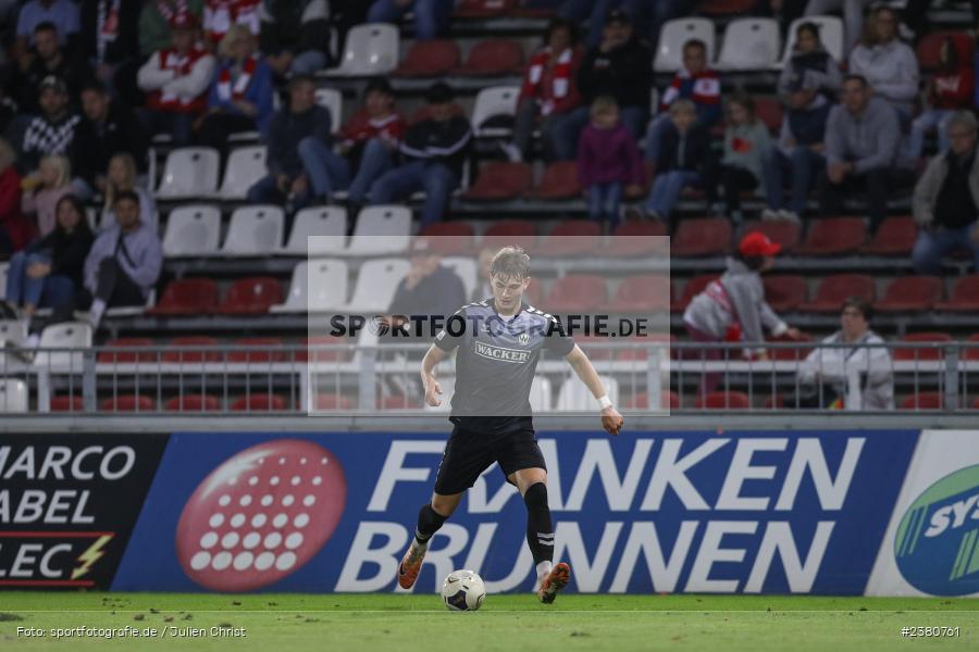 Jasper Maljojoki, sport, action, Würzburg, Saison 2023/2024, SVW, SV Wacker Burghausen, Regionalliga Bayern, Fussball, FWK, FC Würzburger Kickers, BFV, AKON Arena, 22.09.2023, 11. Spieltag - Bild-ID: 2380761